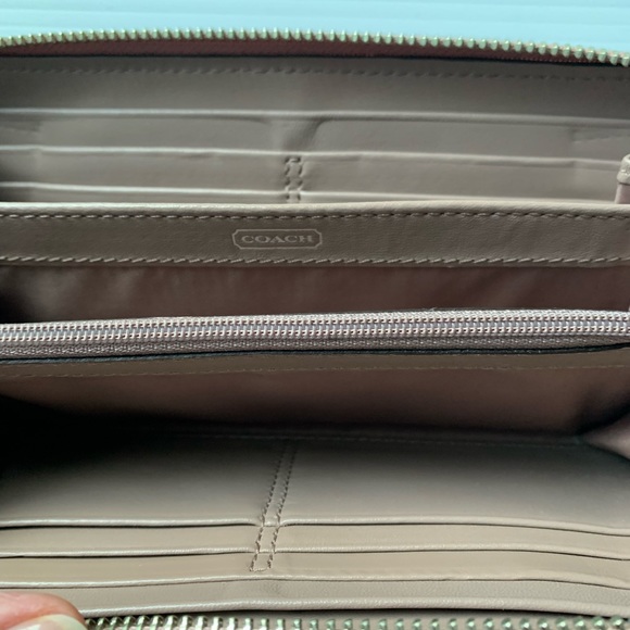 Coach Wallet - Picture 3 of 3